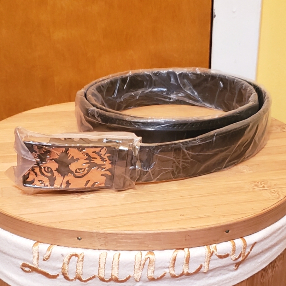 Tiger Buckle Belt